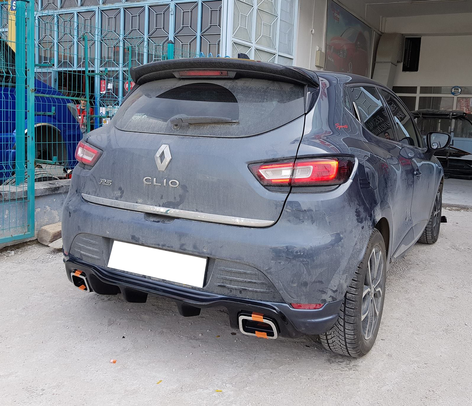 RENAULT CLIO 4 IV SPOILER POSTERIORE SUL TETTO LOOK SPORTIVO RS