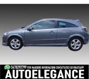 Minigonne laterali V.1 Opel Astra H 3-porte (2004-2009)
