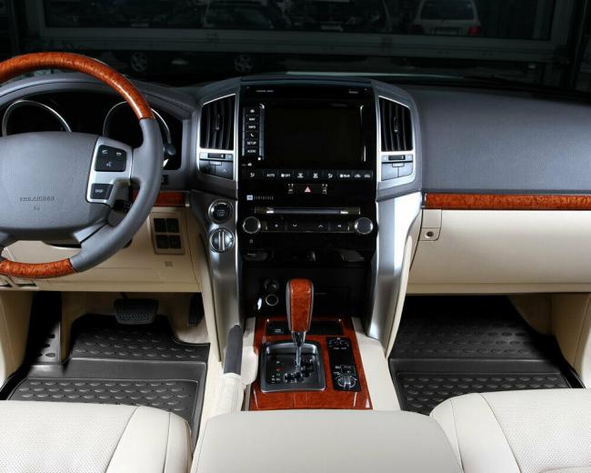 Tappeti Subaru Outback 2010-2014 in forma 3D tappetini in gomma con bordo
