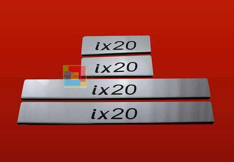 HYUNDAI IX20 PEDANE BATTITACCO LOOK ACCIAIO INOX FINITURA CROMATA CON LOGO